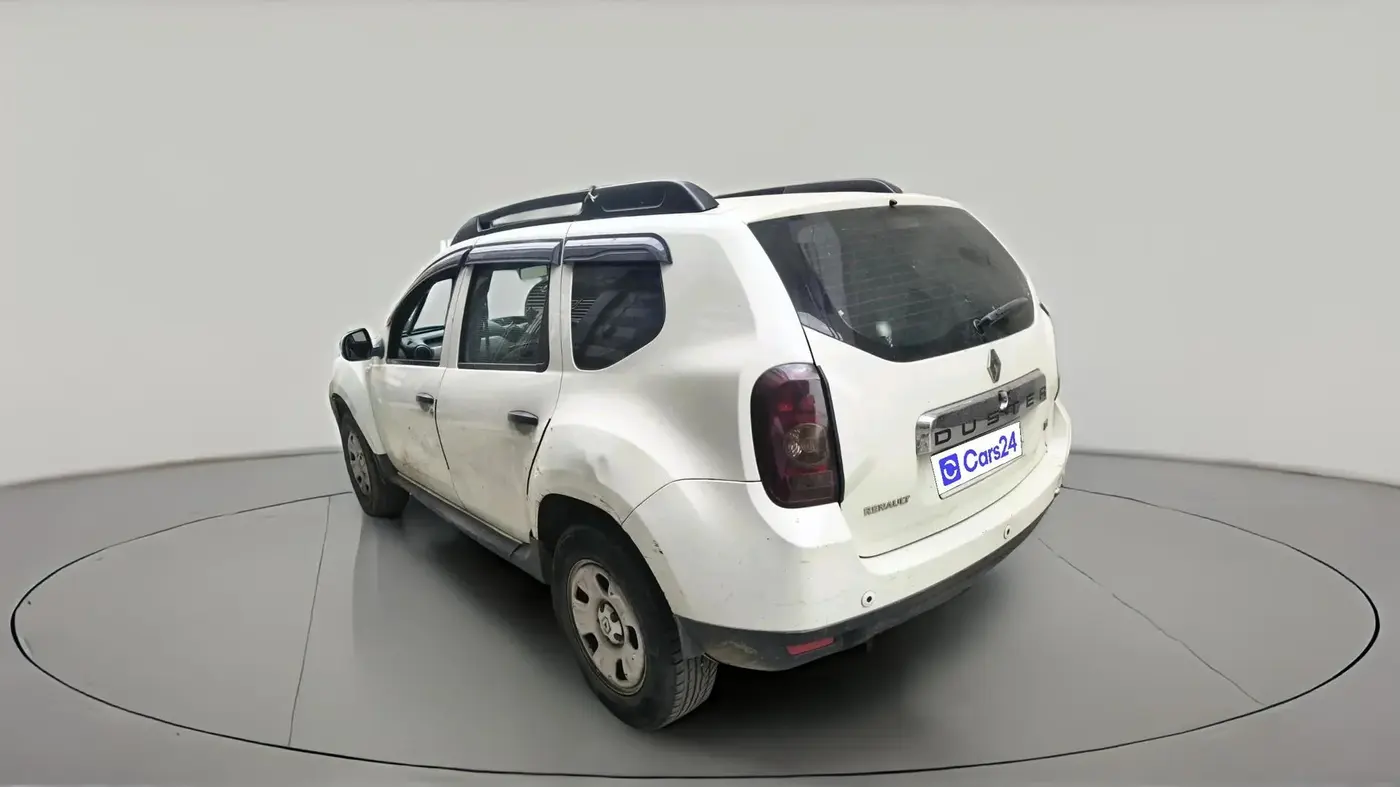 2014 Renault Duster RXL PETROL, CNG, Manual, 80,138 km, exterior