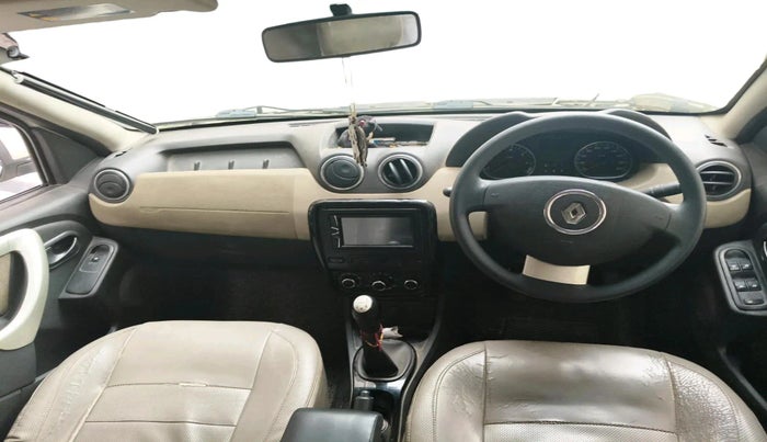 2014 Renault Duster RXL PETROL, CNG, Manual, 80,138 km, interior
