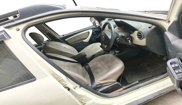 2014 Renault Duster RXL PETROL, CNG, Manual, 80,138 km, interior