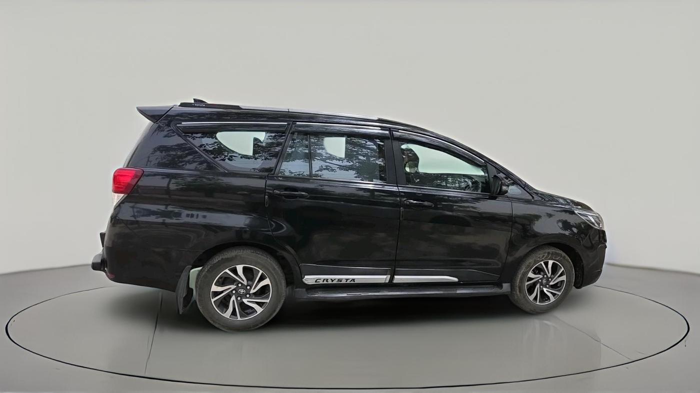 2021 Toyota Innova Crysta 2.4 GX 7 STR, Diesel, Manual, 74,292 km, exterior