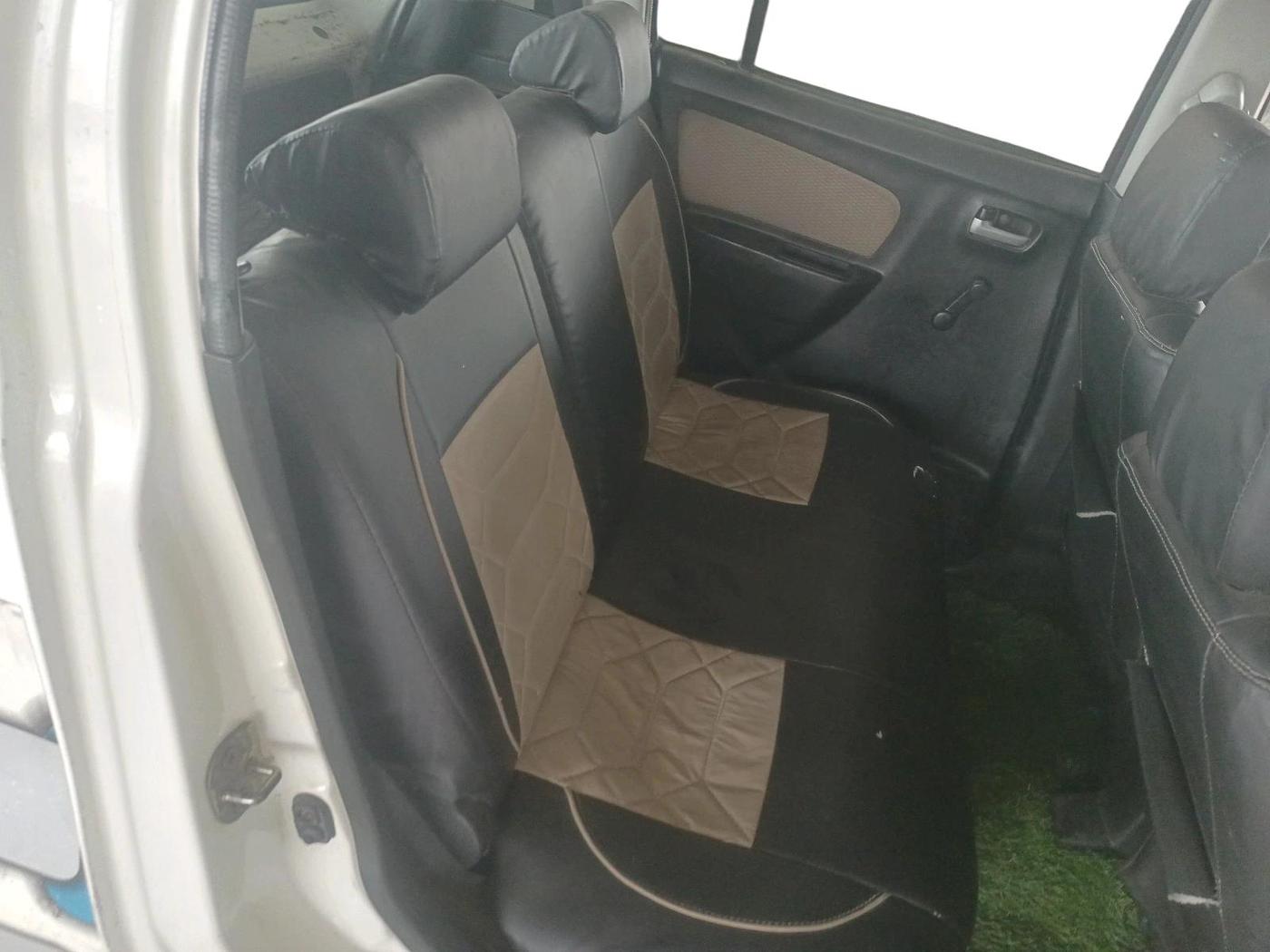 2017 Maruti Wagon R 1.0 LXI, Petrol, Manual, 77,621 km, interior