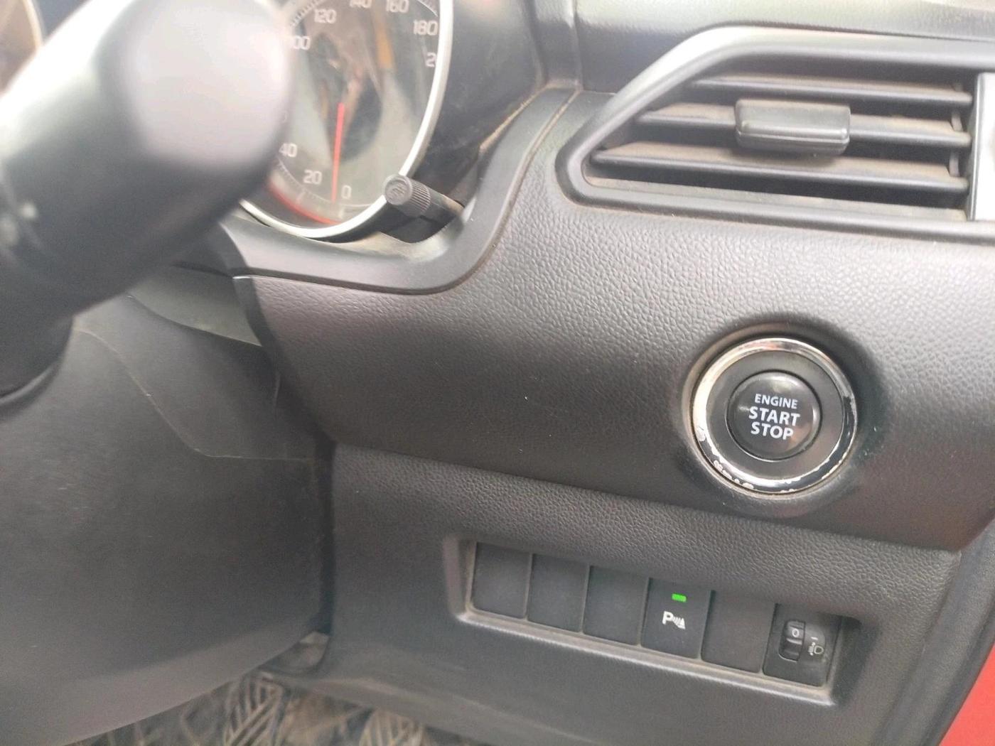 2018 Maruti Swift ZDI PLUS, Diesel, Manual, 1,40,485 km, interior
