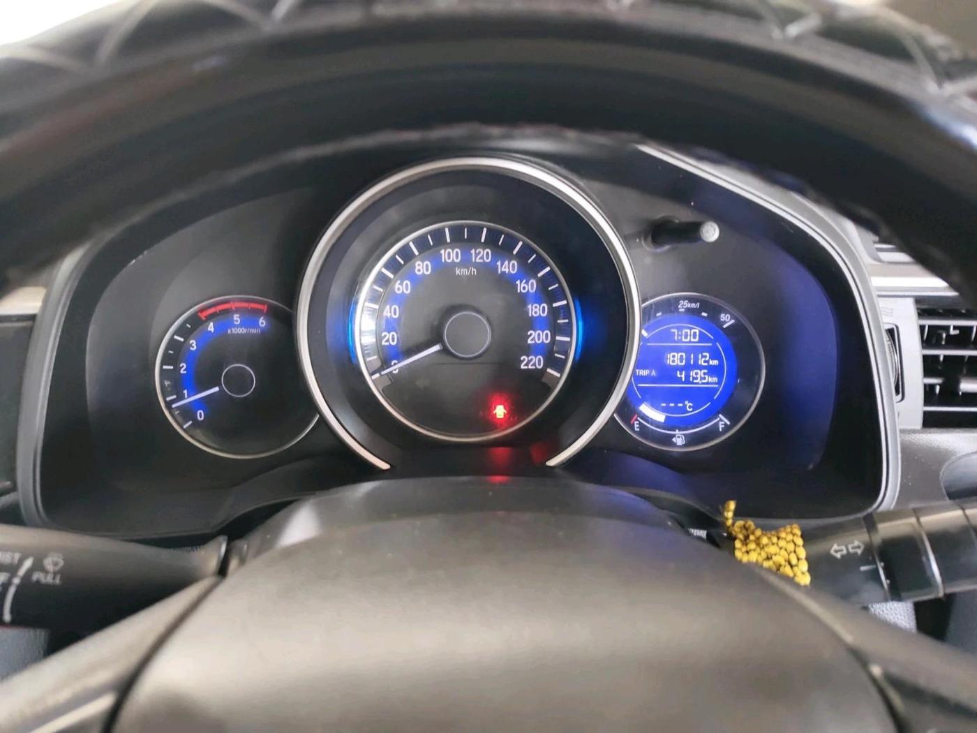 2018 Honda WR-V 1.5L I-DTEC VX MT, Diesel, Manual, 1,80,112 km, interior