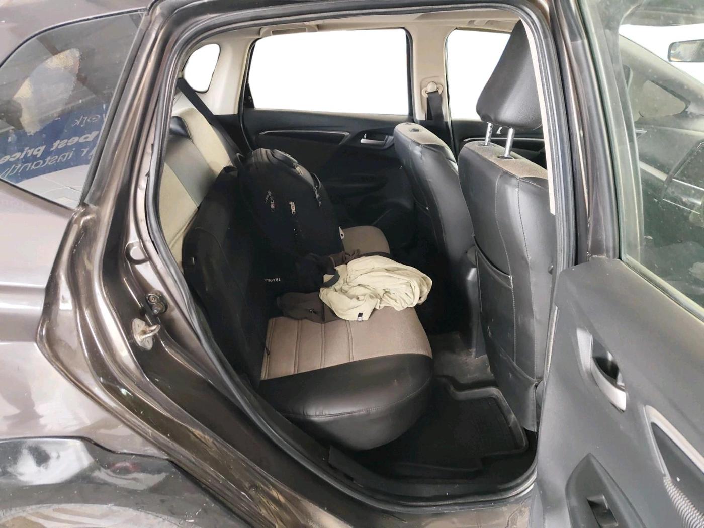 2018 Honda WR-V 1.5L I-DTEC VX MT, Diesel, Manual, 1,80,112 km, interior