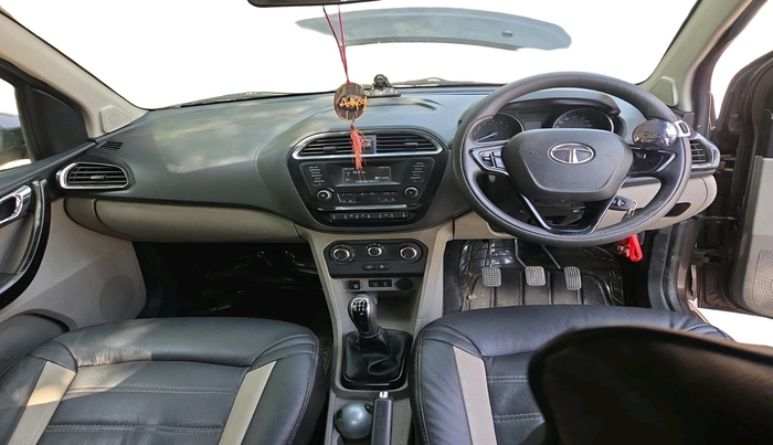 2018 Tata Tiago XZ PETROL, Petrol, Manual, 52,167 km, interior