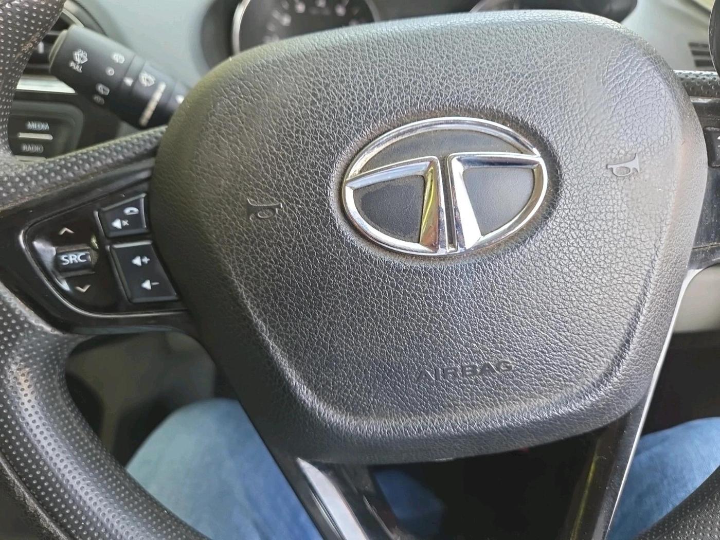2018 Tata Tiago XZ PETROL, Petrol, Manual, 52,167 km, interior