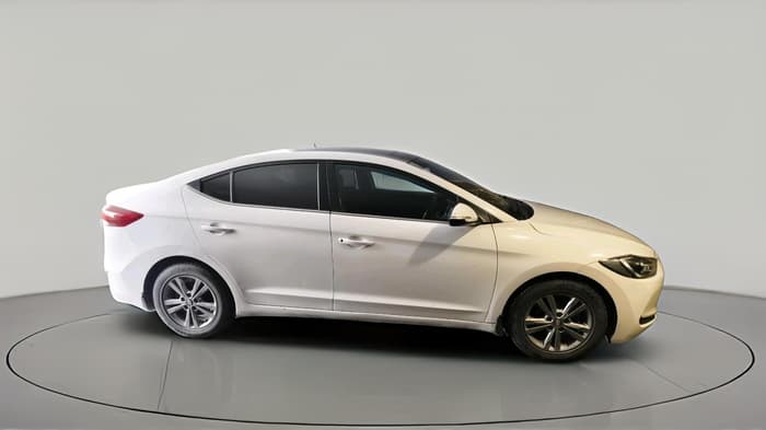 2017 Hyundai New Elantra 2.0 SX MT PETROL, Petrol, Manual, 75,951 km, exterior