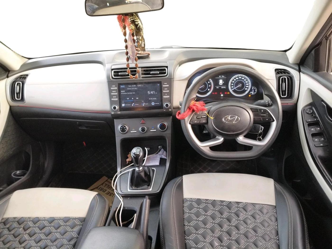 2023 Hyundai Creta EX 1.5 PETROL, Petrol, Manual, 38,149 km, interior