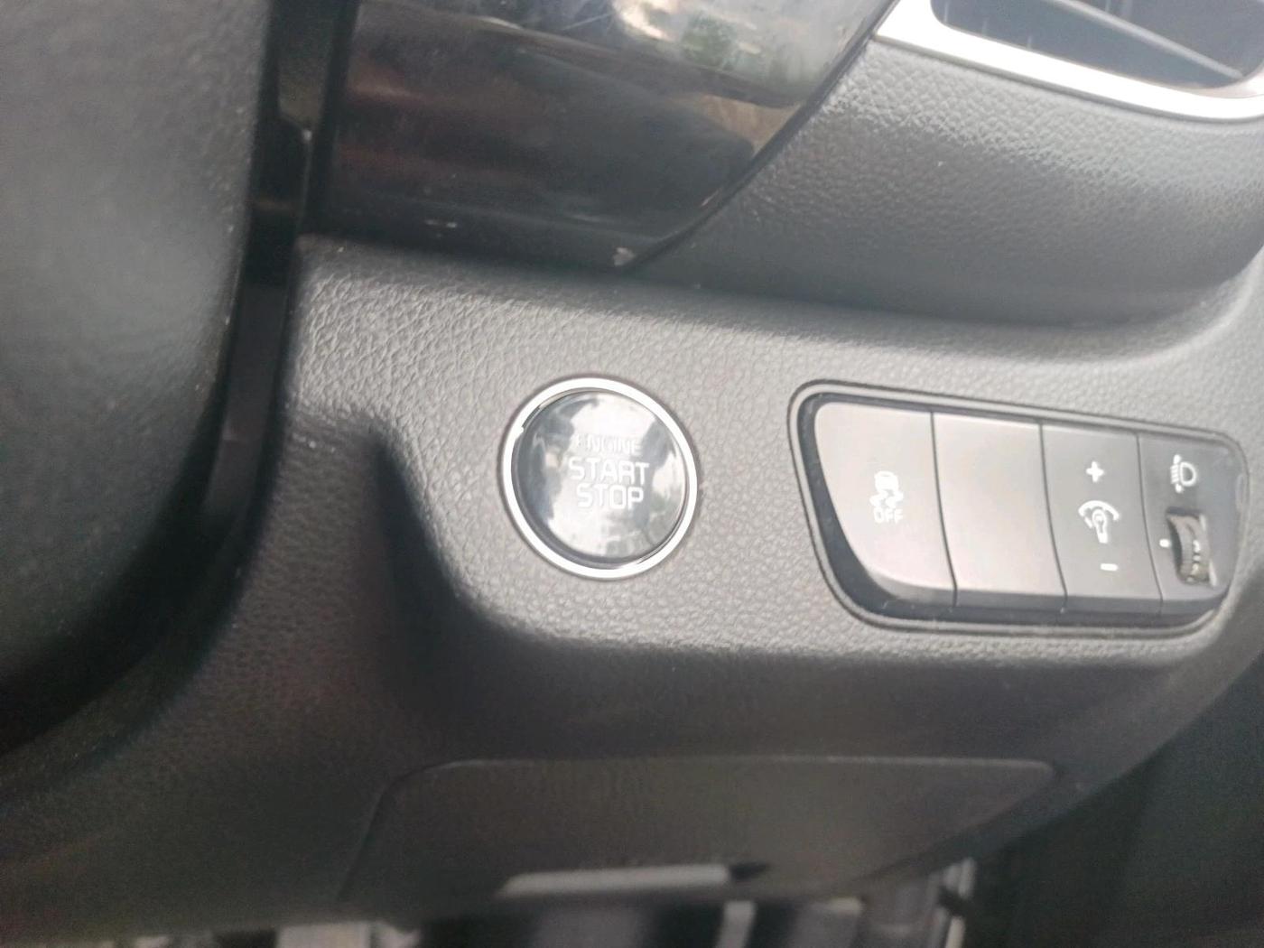 2022 KIA SELTOS HTK PLUS 1.5 IMT, Petrol, Manual, 89,517 km, interior