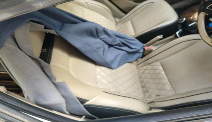 2022 Maruti Dzire VXI CNG, CNG, Manual, 81,909 km, interior