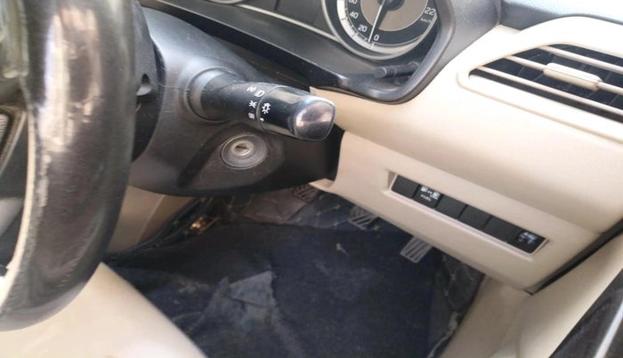 2022 Maruti Dzire VXI CNG, CNG, Manual, 81,909 km, interior