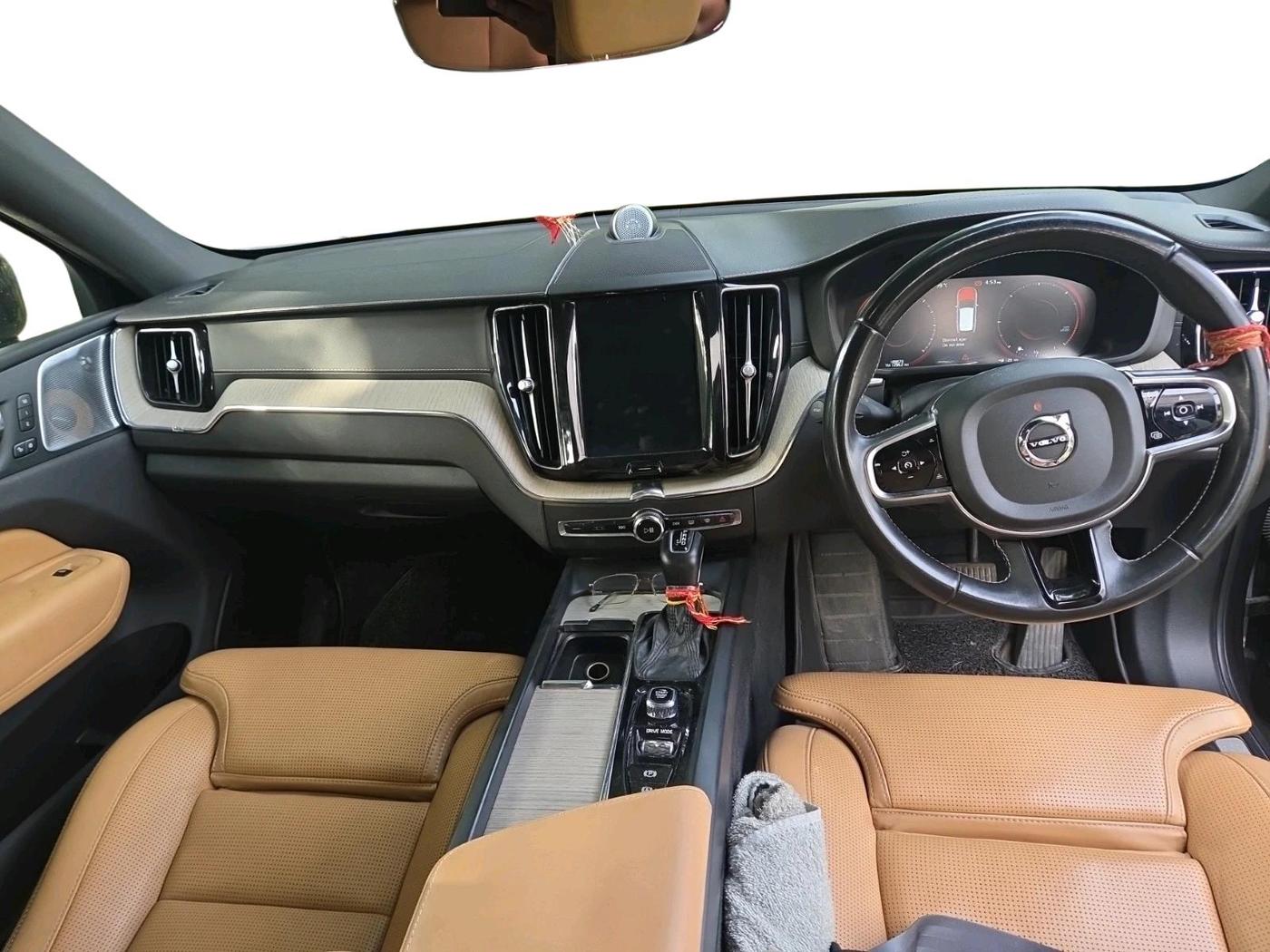 2019 Volvo XC 60 D5 INSCRIPTION, Diesel, Automatic, 1,09,573 km, interior