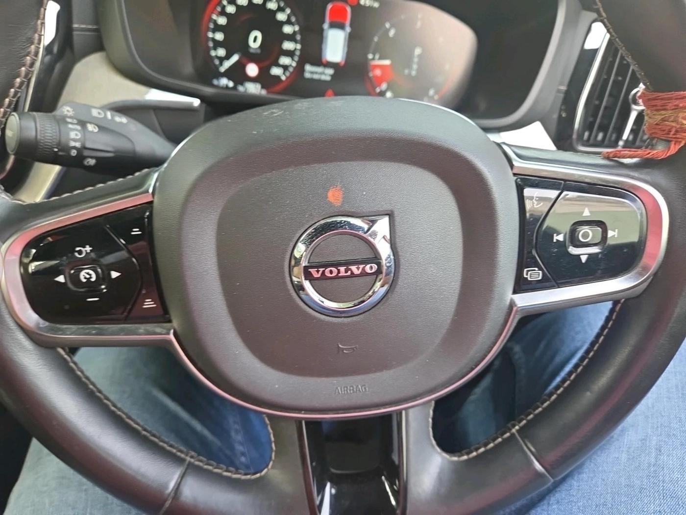 2019 Volvo XC 60 D5 INSCRIPTION, Diesel, Automatic, 1,09,573 km, interior