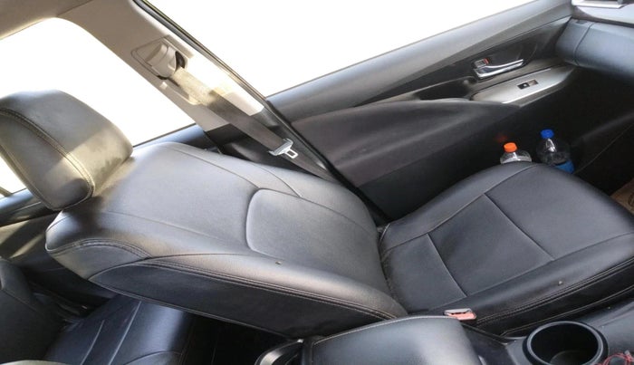 2017 Toyota Innova Crysta 2.4 VX 8 STR, Diesel, Manual, 77,558 km, interior