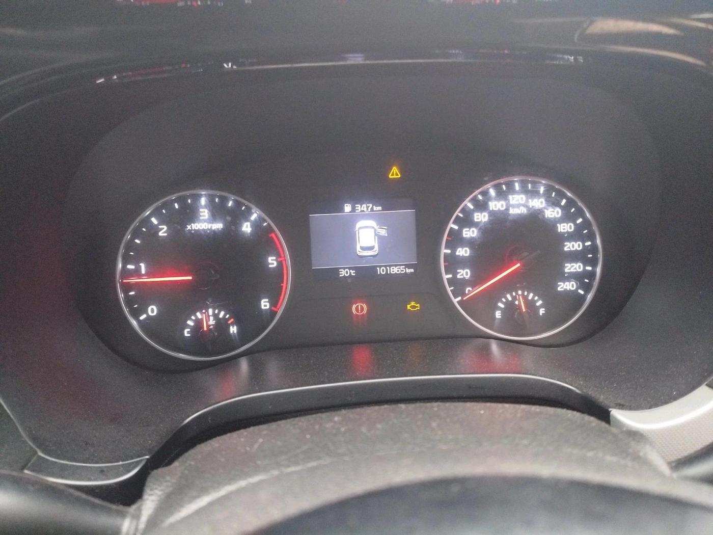 2022 KIA SELTOS HTE 1.5 DIESEL, Diesel, Manual, 1,01,865 km, interior