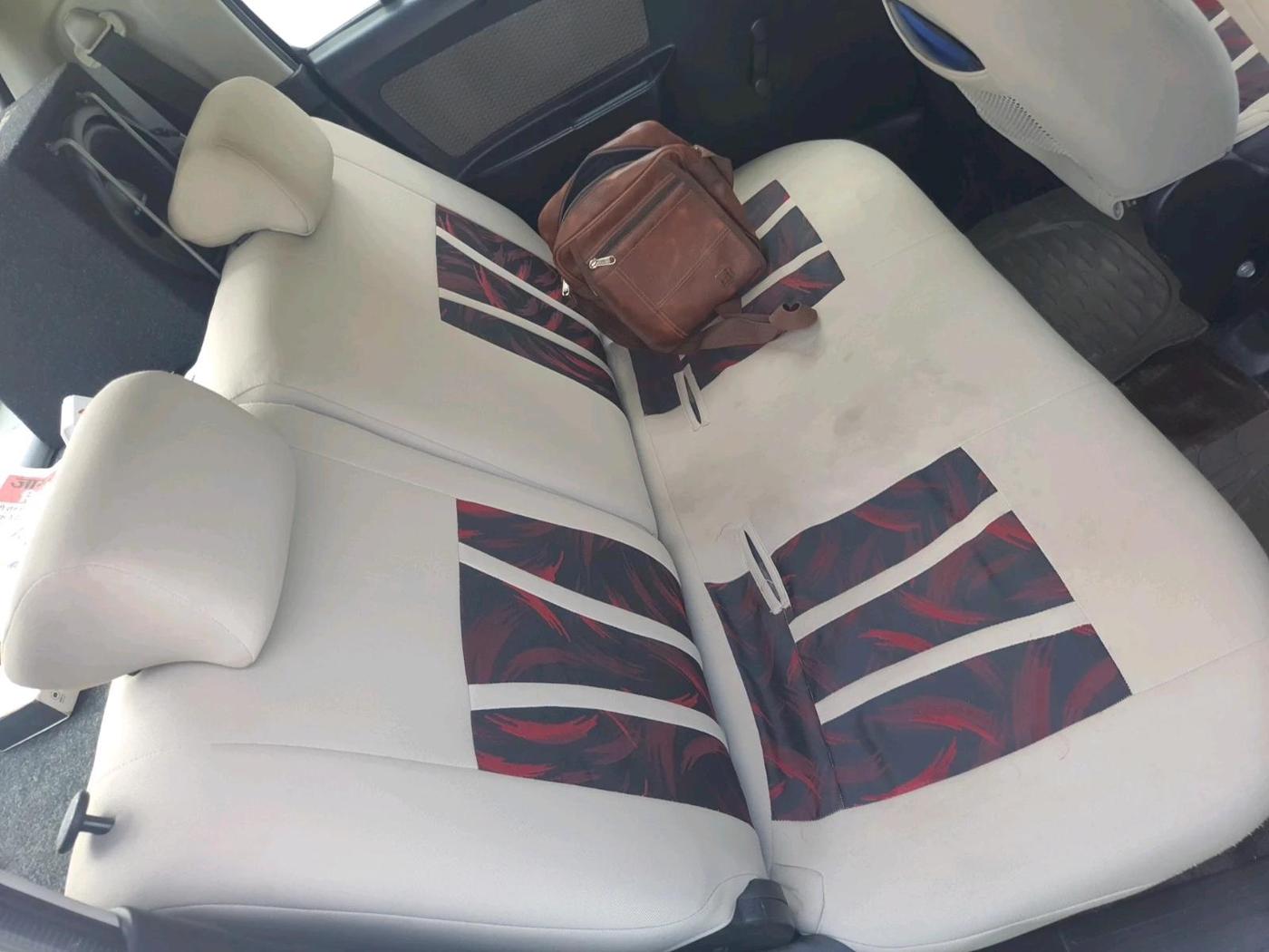 2013 Maruti Wagon R 1.0 LXI CNG, CNG, Manual, 1,31,727 km, interior