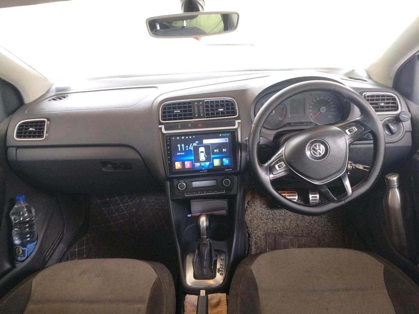 2016 Volkswagen Polo GT TSI AT, Petrol, Automatic, 1,63,504 km, interior