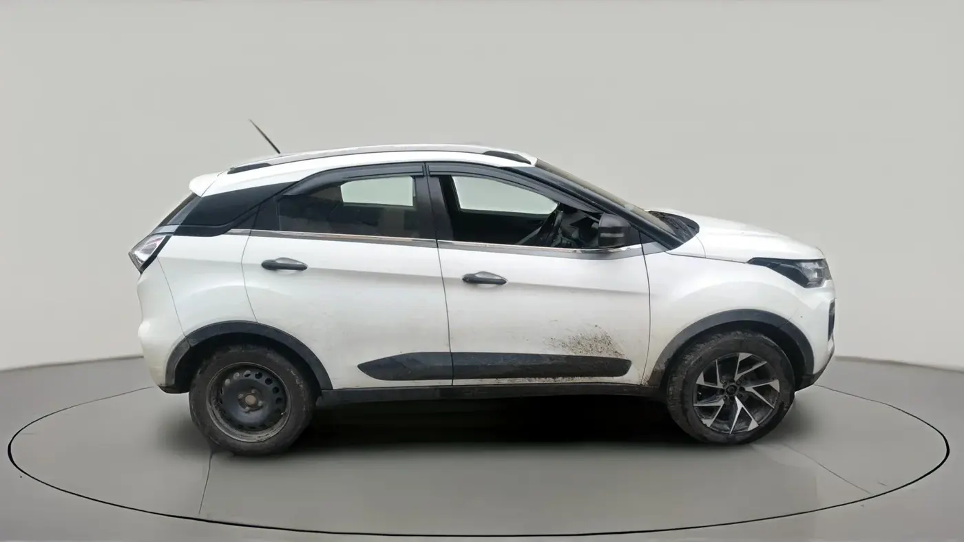 2021 Tata NEXON XM PLUS SUNROOF DIESEL, Diesel, Manual, 1,46,269 km, exterior