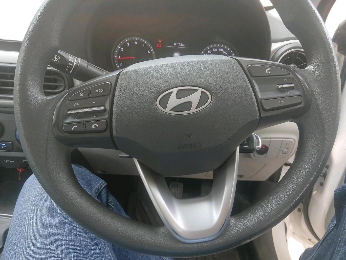 2024 Hyundai GRAND I10 NIOS MAGNA 1.2 KAPPA VTVT, CNG, Manual, 29,823 km, interior