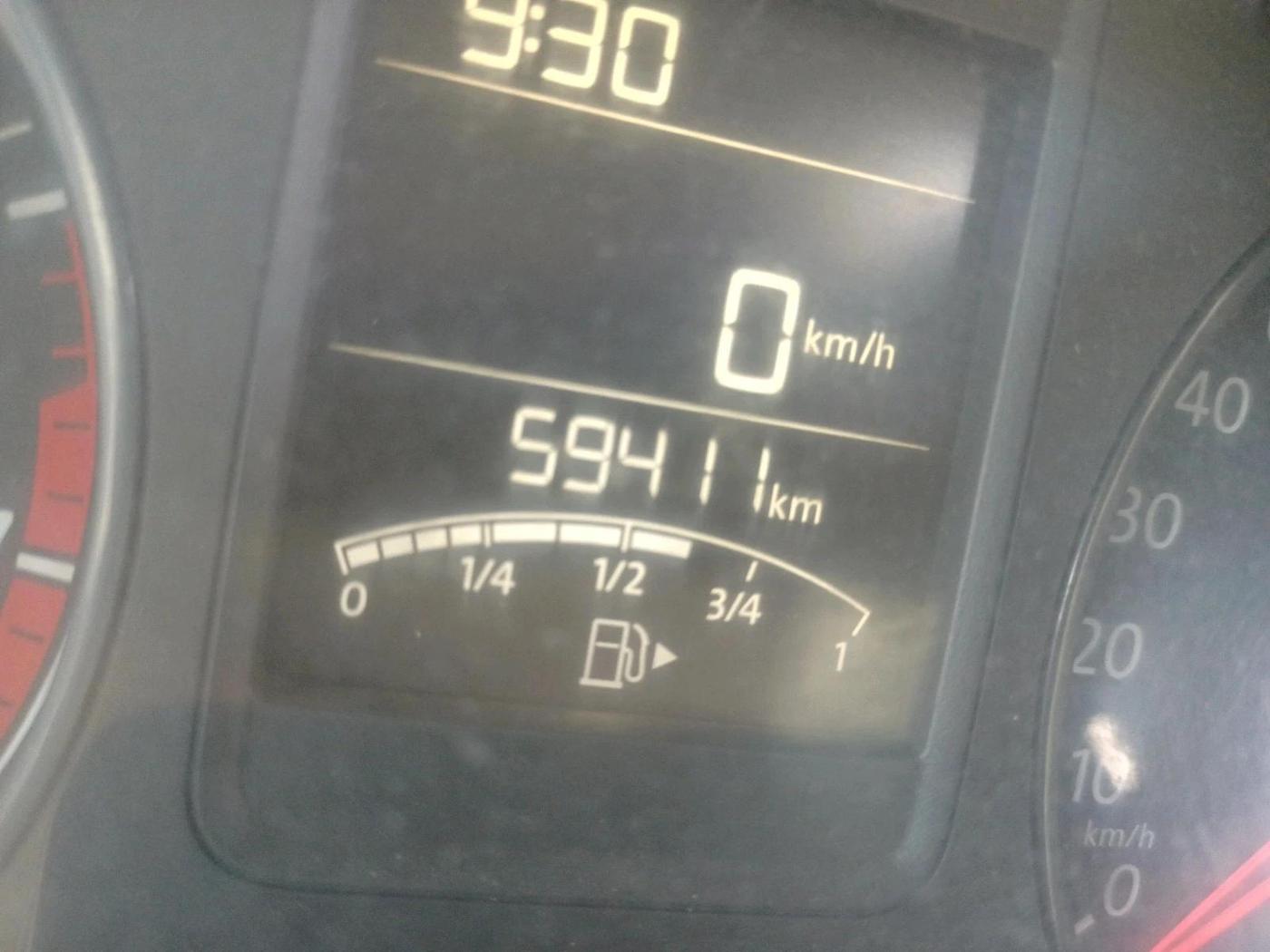 2017 Volkswagen Polo COMFORTLINE 1.2L, Petrol, Manual, 59,411 km, interior