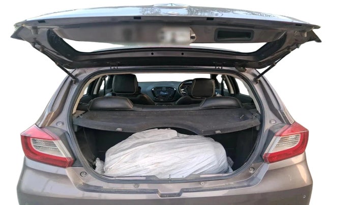 2017 Tata Tiago XZ DIESEL, Diesel, Manual, 96,755 km, exterior