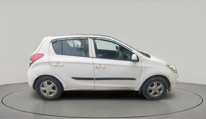 2011 Hyundai i20 SPORTZ (O) 1.2, CNG, Manual, 1,17,704 km, exterior