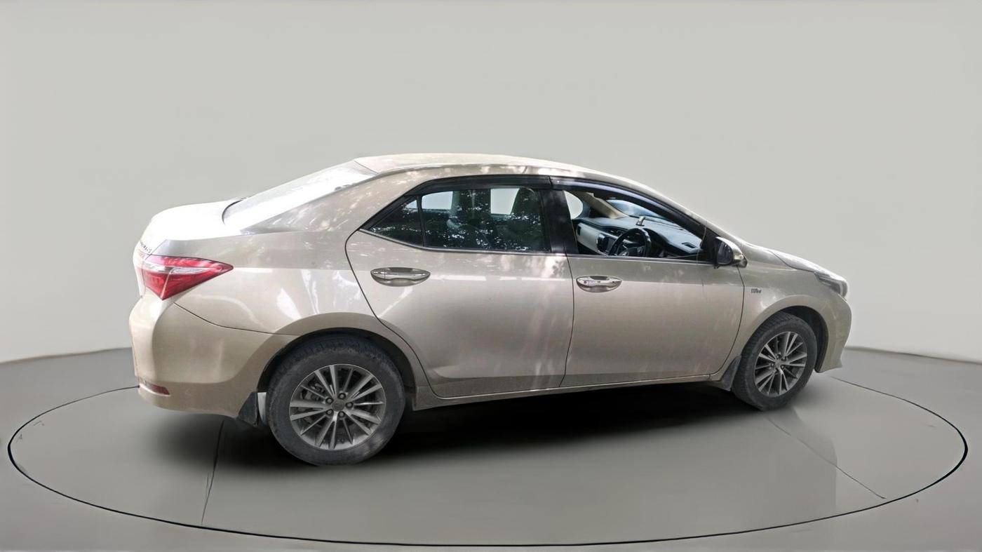 2015 Toyota Corolla Altis G PETROL, CNG, Manual, 96,167 km, exterior