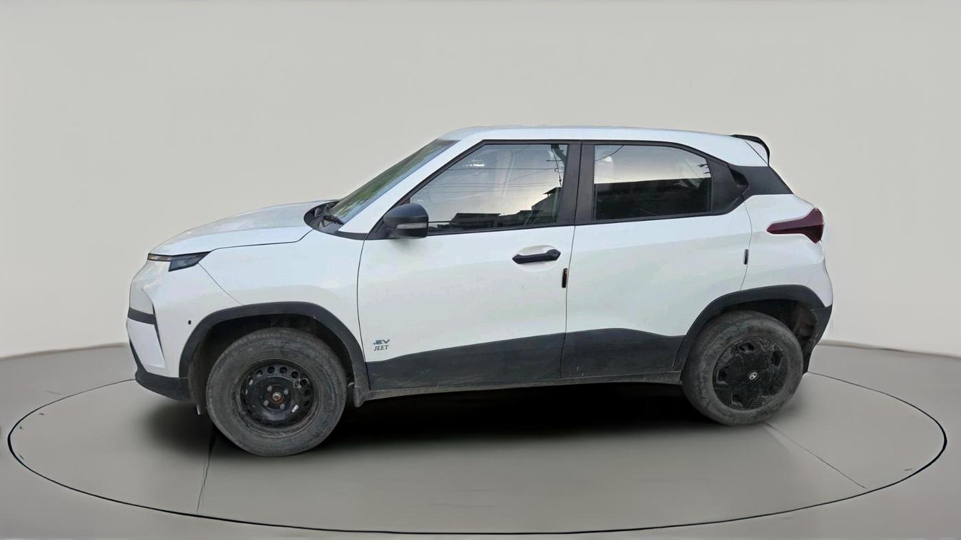2024 Tata PUNCH EV SMART PLUS 3.3, Electric, Automatic, 43,302 km, exterior