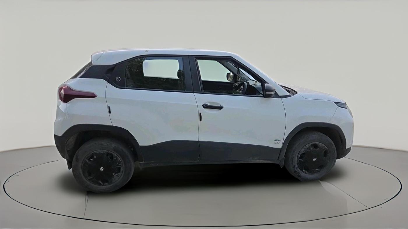 2024 Tata PUNCH EV SMART PLUS 3.3, Electric, Automatic, 43,302 km, exterior