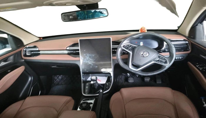 2023 MG HECTOR PLUS SHARP PRO 2.0 TURBO DIESEL 7 STR, Diesel, Manual, 94,534 km, interior