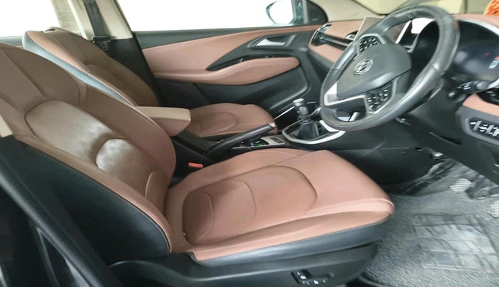 2023 MG HECTOR PLUS SHARP PRO 2.0 TURBO DIESEL 7 STR, Diesel, Manual, 94,534 km, interior