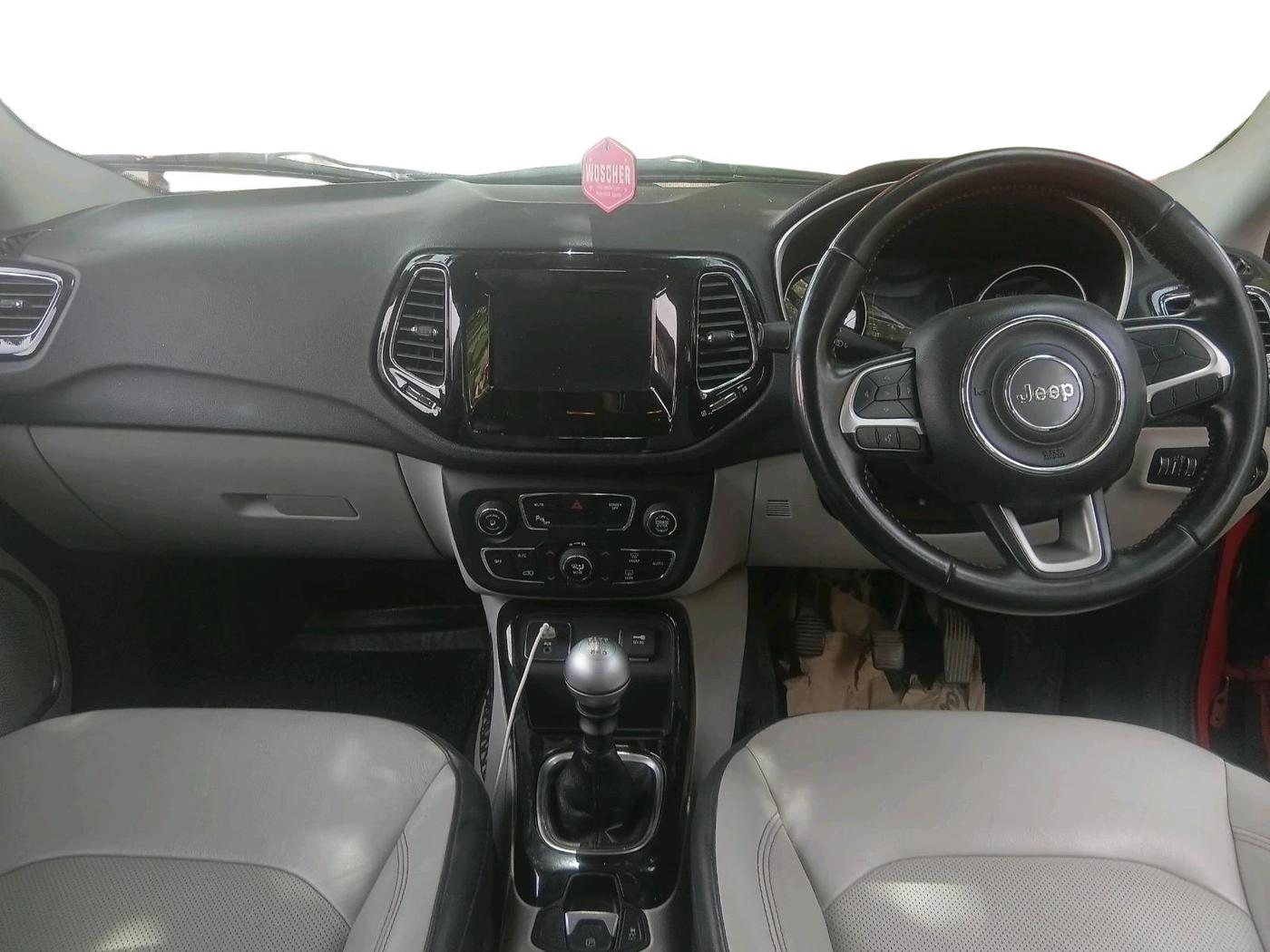 2017 Jeep Compass LIMITED (O) 2.0 DIESEL, Diesel, Manual, 90,234 km, interior