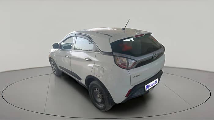 2018 Tata NEXON XM DIESEL, Diesel, Manual, 1,77,223 km, exterior