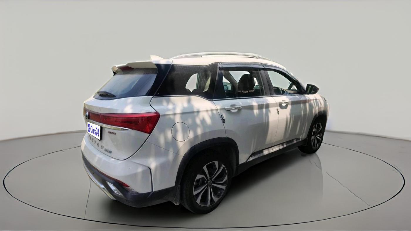 2025 MG HECTOR PLUS SAVVY PRO 1.5 TURBO CVT 7 STR, Petrol, Automatic, 7,511 km, exterior