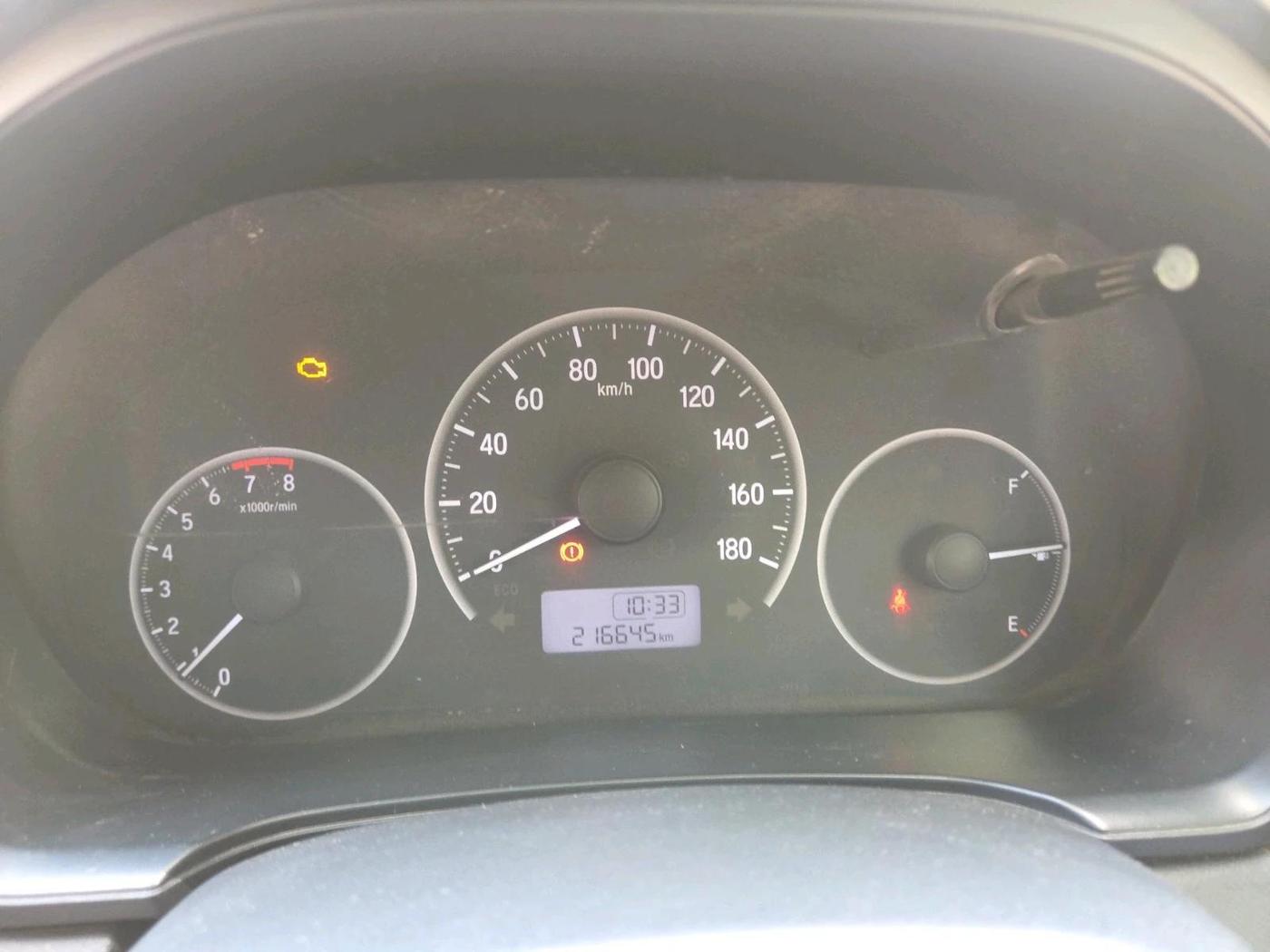 2017 Honda BR-V 1.5L I-VTEC S, CNG, Manual, 2,16,645 km, interior