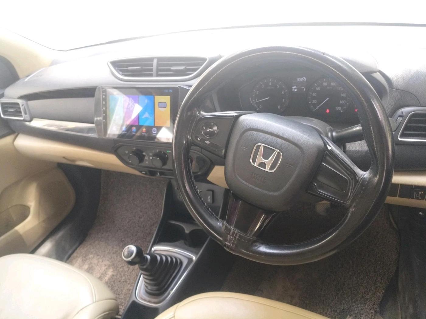 2019 Honda Amaze 1.2L I-VTEC S, CNG, Manual, 1,35,849 km, interior