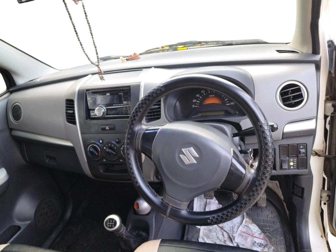 2011 Maruti Wagon R 1.0 LXI CNG, CNG, Manual, 1,11,906 km, interior