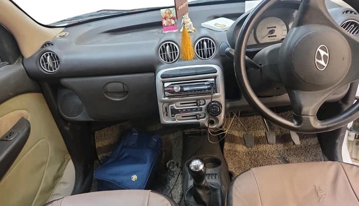 2011 Hyundai Santro Xing GL PLUS, Petrol, Manual, 1,16,484 km, interior