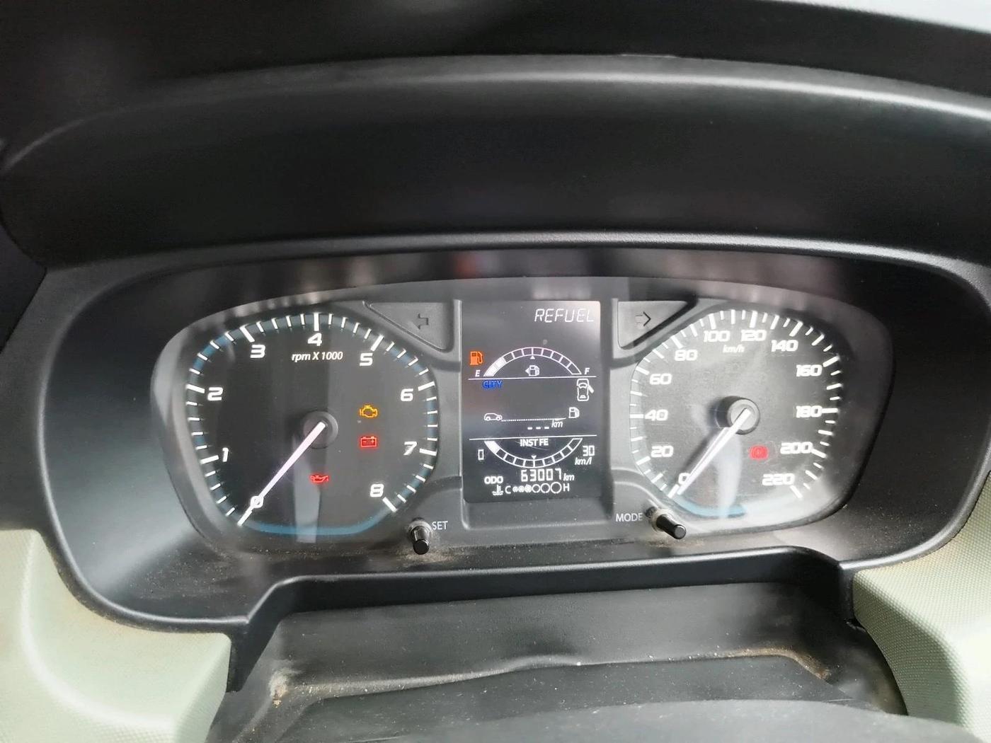 2022 Tata PUNCH ADVENTURE MT, CNG, Manual, 63,007 km, interior