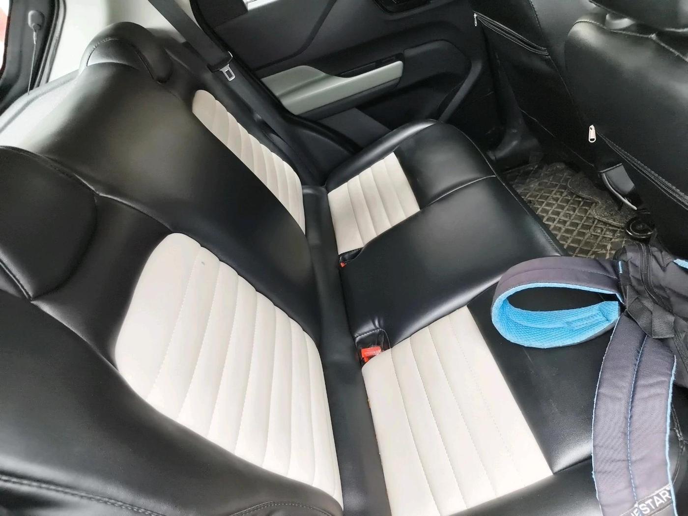 2022 Tata PUNCH ADVENTURE MT, CNG, Manual, 63,007 km, interior