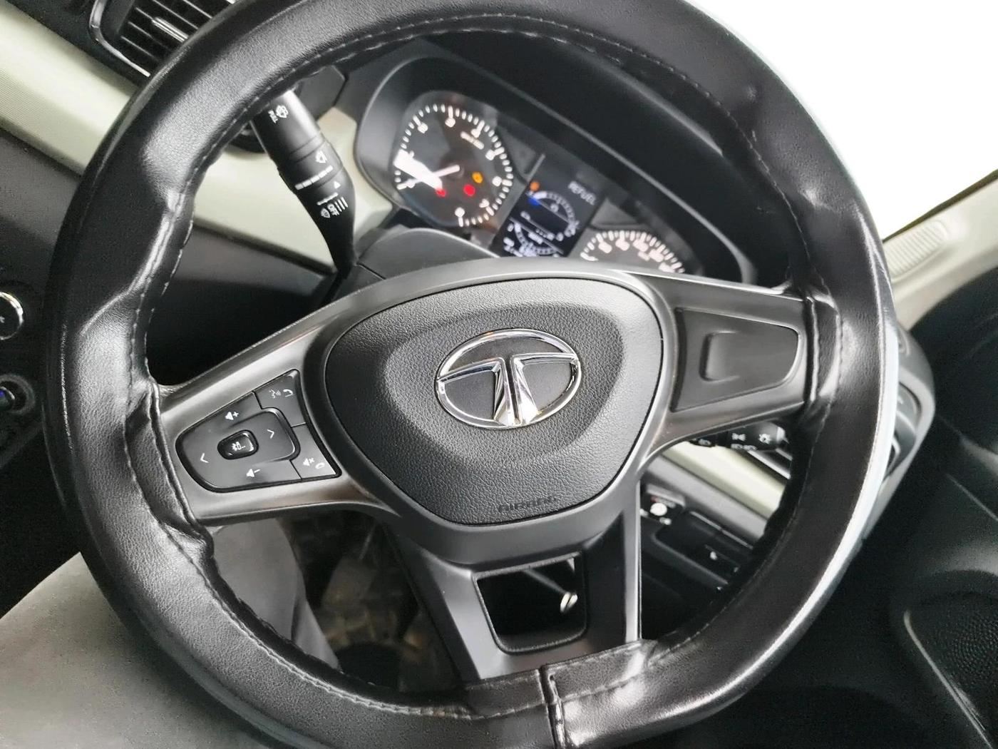 2022 Tata PUNCH ADVENTURE MT, CNG, Manual, 63,007 km, interior