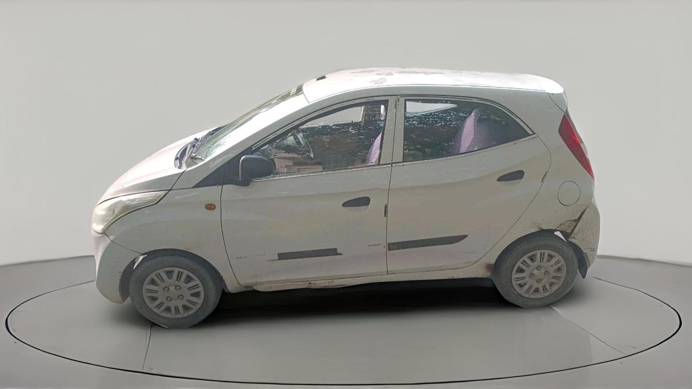 2015 Hyundai Eon ERA +, CNG, Manual, 1,17,073 km, exterior