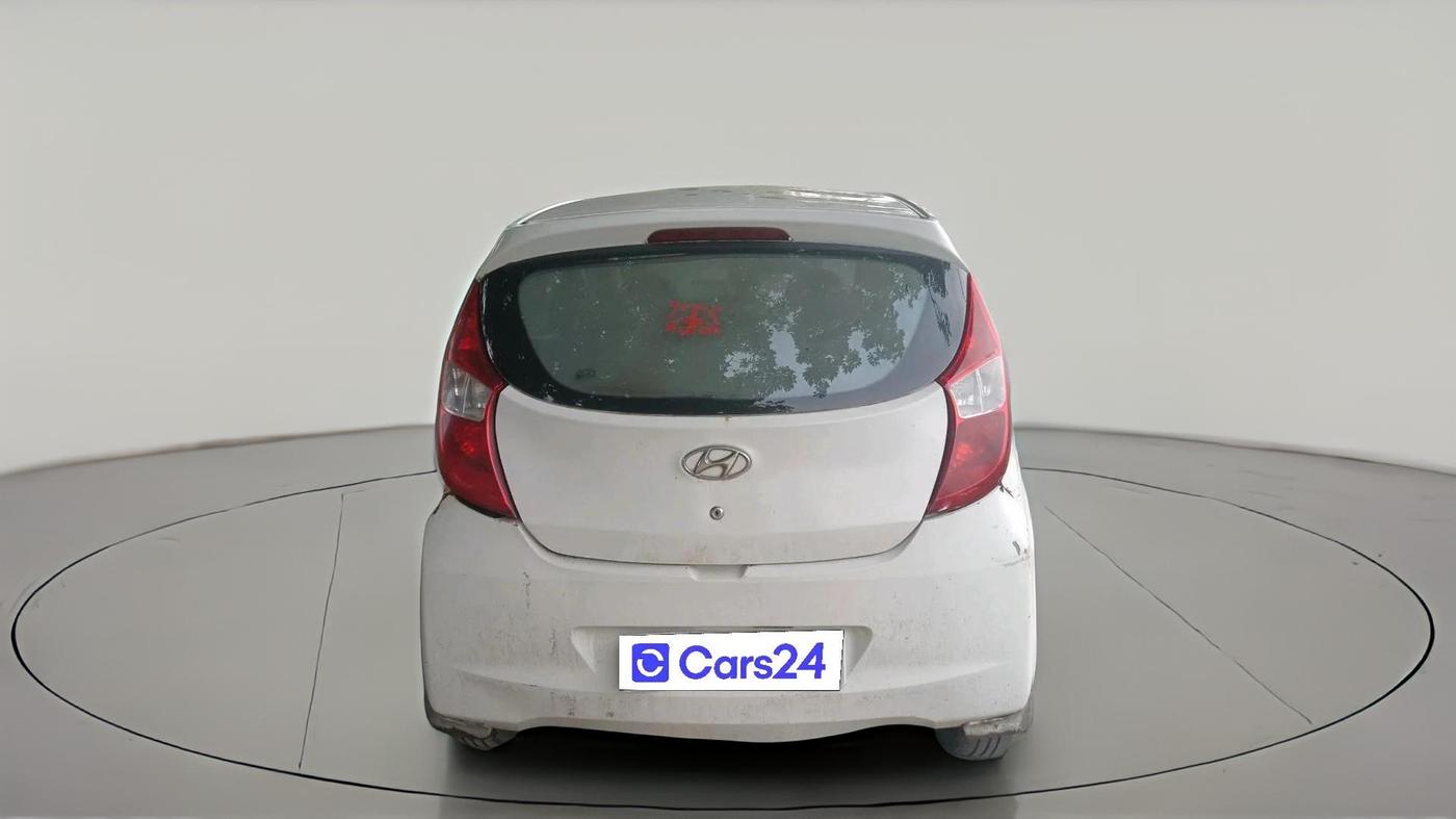 2015 Hyundai Eon ERA +, CNG, Manual, 1,17,073 km, exterior