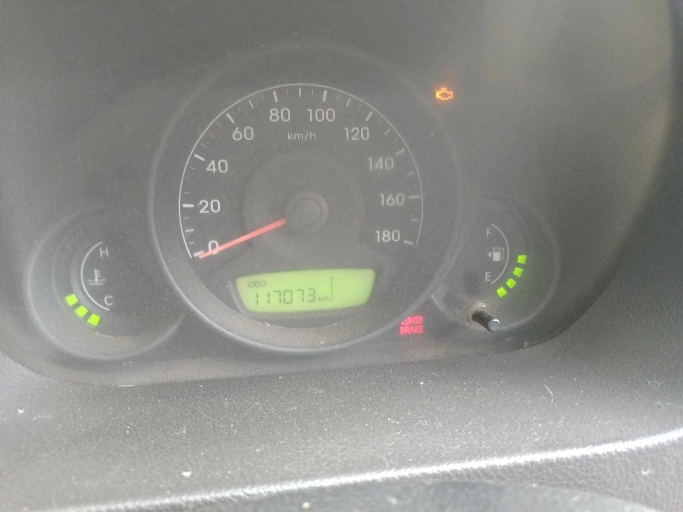 2015 Hyundai Eon ERA +, CNG, Manual, 1,17,073 km, interior