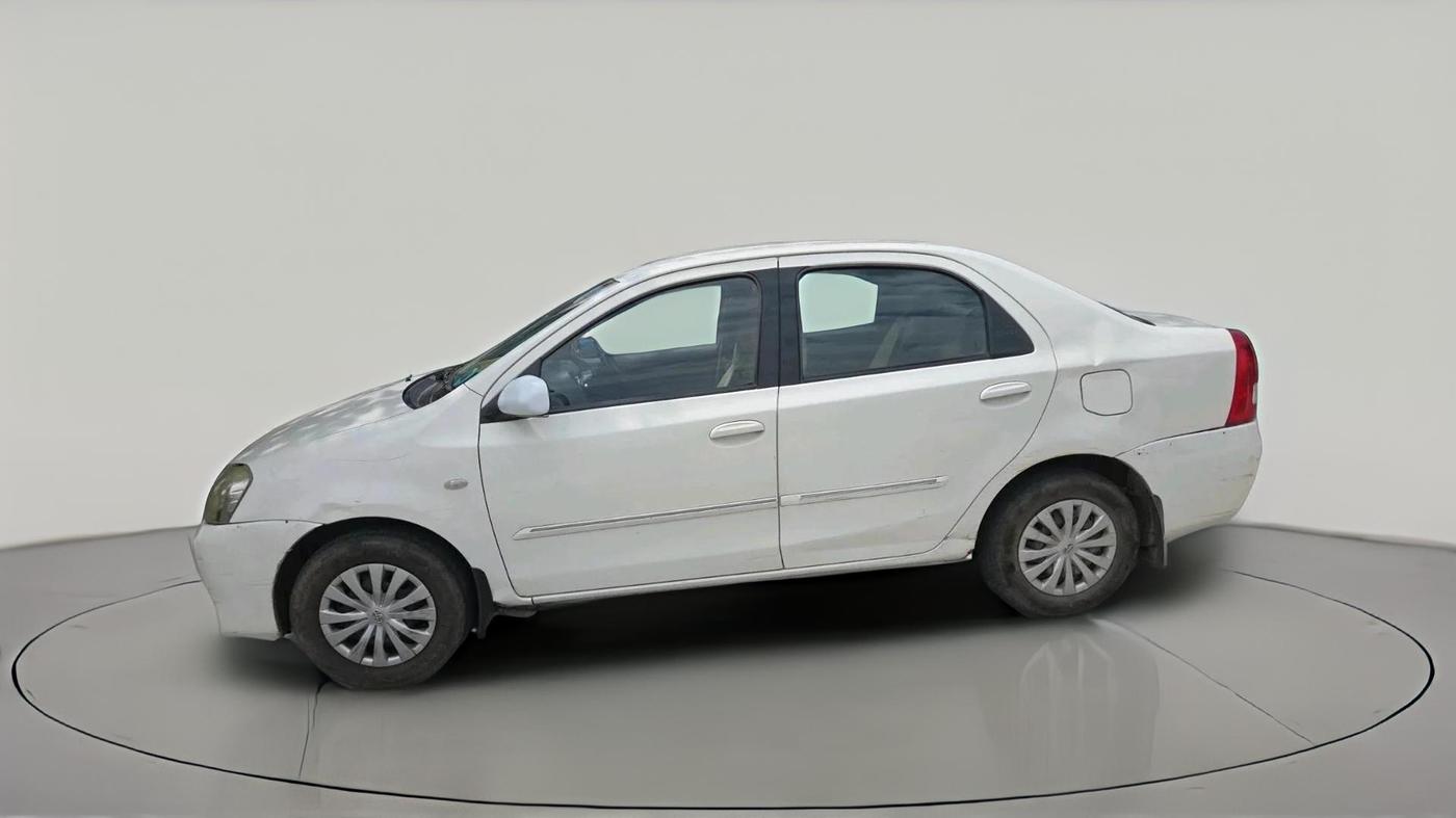 2011 Toyota Etios G, CNG, Manual, 1,82,658 km, exterior