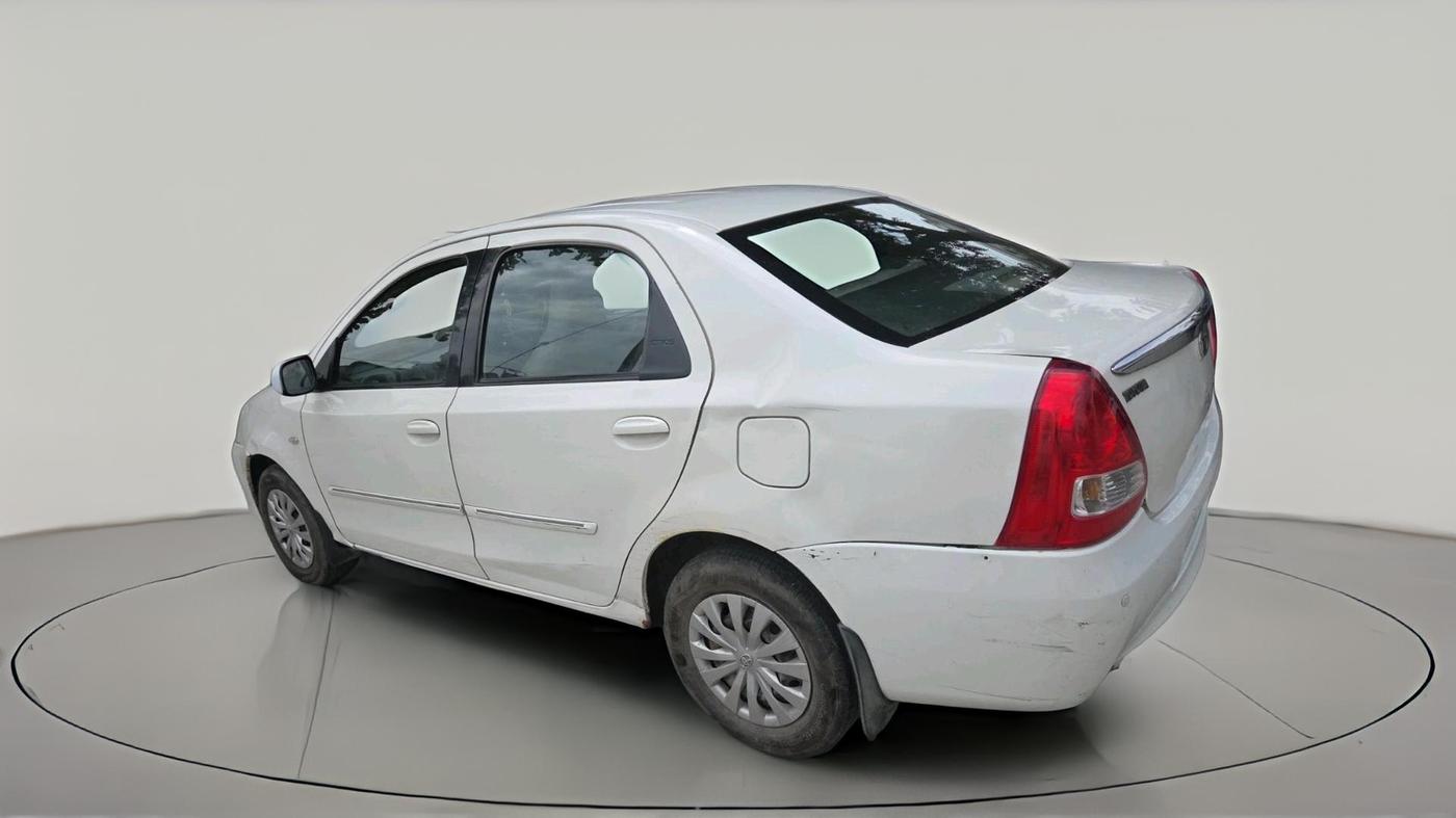 2011 Toyota Etios G, CNG, Manual, 1,82,658 km, exterior
