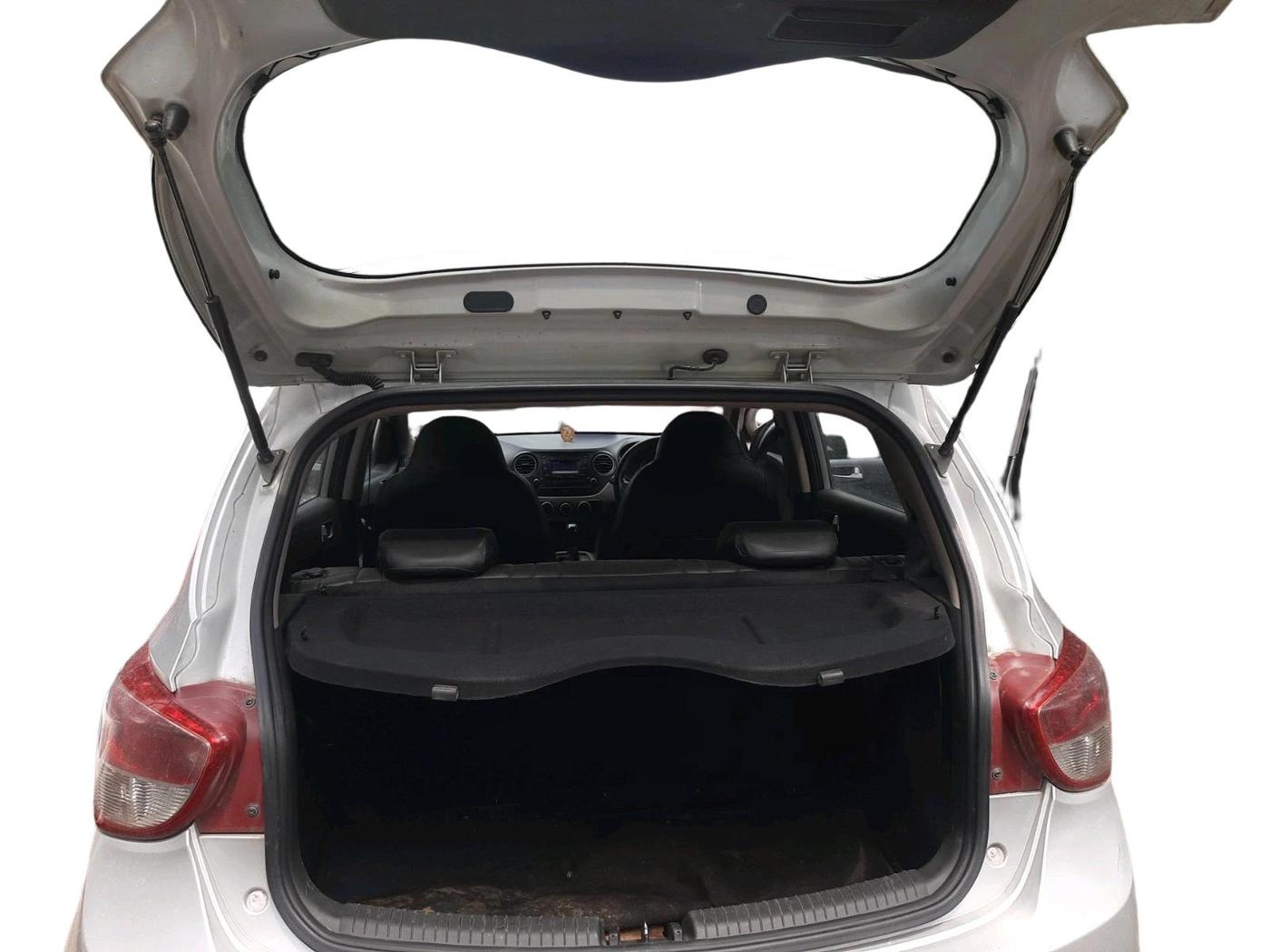 2016 Hyundai Grand i10 ASTA (O) AT 1.2 KAPPA VTVT, Petrol, Automatic, 1,43,993 km, exterior