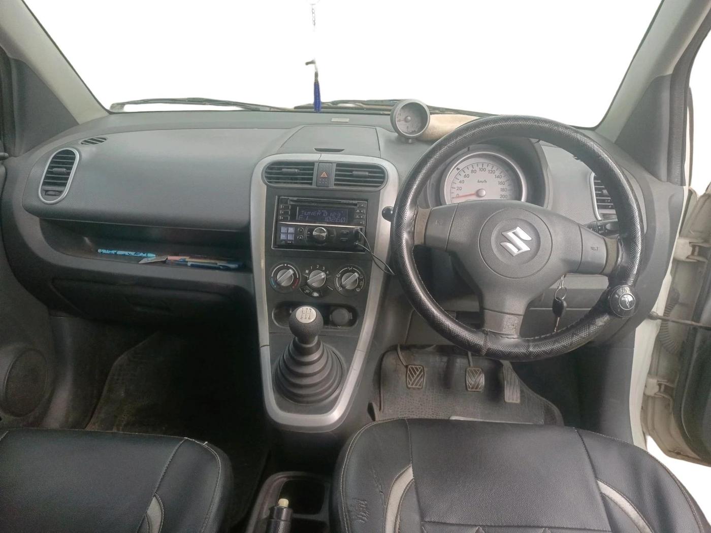 2013 Maruti Ritz VXI, Petrol, Manual, 1,04,604 km, interior