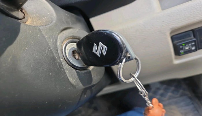 2014 Maruti Swift Dzire VXI, CNG, Manual, 1,20,162 km, interior