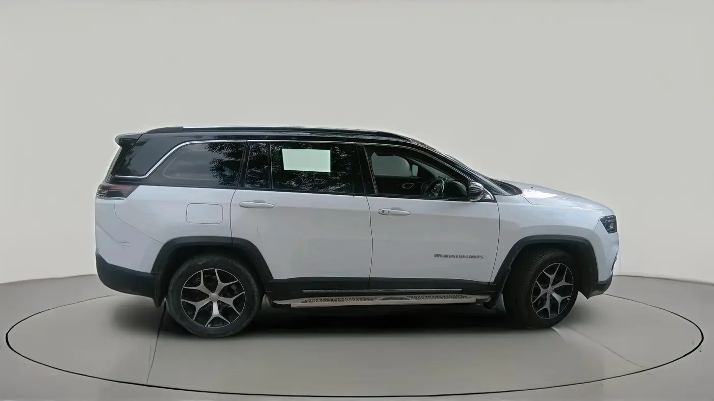 2023 Jeep MERIDIAN LIMITED (O) 4X2 AT, Diesel, Automatic, 60,858 km, exterior